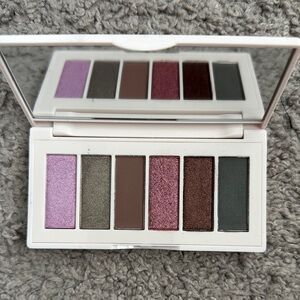 Coloured Raine Vineyard Soiree Eyeshadow Palette
